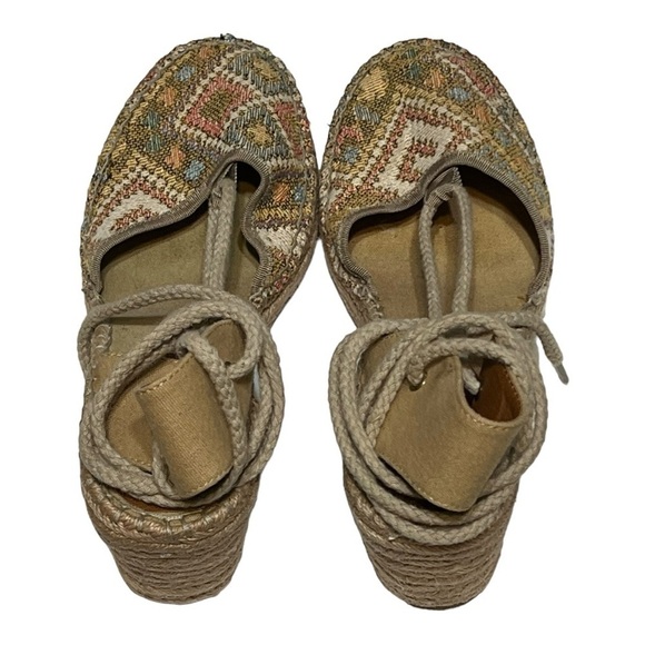 Dolce by Mojo Moxy Embroidered Platform Wedged Lace-Up Espadrille 8M Boho Hippie - Picture 4 of 8